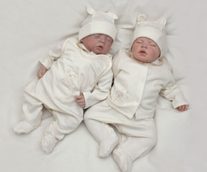 Одежда для новорожденных из 100% органического хлопка  для новорожденного коллекция ЛУЛУ: комбинезоны,боди, ползунки, чепчики, шапочки,кофточка, распашонка